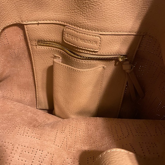 Purse - Picture 3 of 3